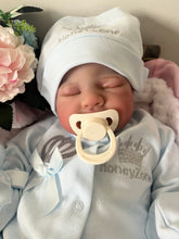 Load image into Gallery viewer, ARTIST MADE NEWBORN REBORN BABY BOY PRINCE 20” PAINTED HAIR
