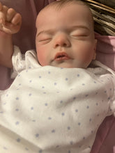Load image into Gallery viewer, ARTIST MADE NEWBORN REBORN BABY BOY NOAH 17″ PAINTED HAIR
