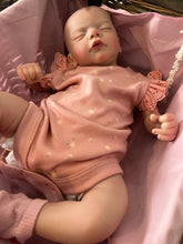 Load image into Gallery viewer, ARTIST MADE NEWBORN REBORN BABY GIRL OLIVIA 17″ PAINTED HAIR
